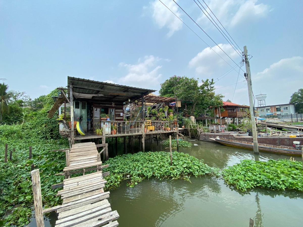 Baan Golite Ko Kret - บ้านโกไล้เกาะเกร็ด 논타부리 외부 사진