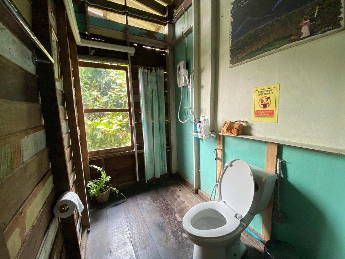 Baan Golite Ko Kret - บ้านโกไล้เกาะเกร็ด 논타부리 외부 사진